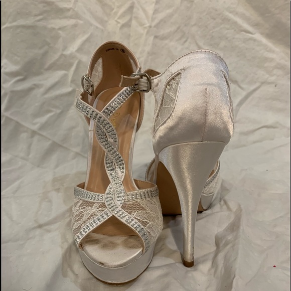 Dream Pair High Heels - Picture 5 of 5